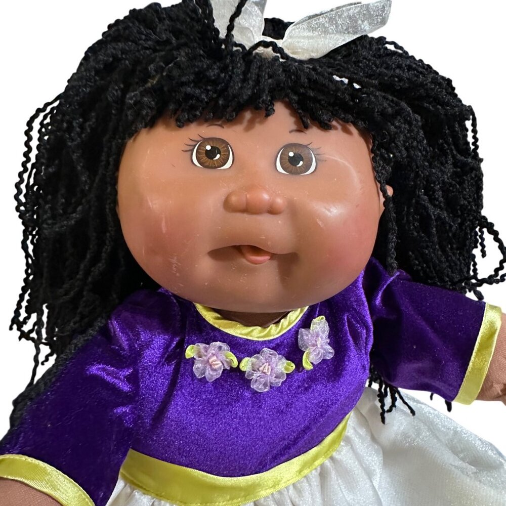 Vintage Cabbage Patch Kids Toys R Us Exclusive Edition Doll 2001 Purple Velvet - Picture 5 of 8